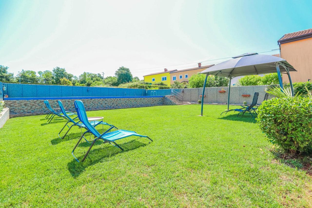 Pension Nina Умаг Экстерьер фото